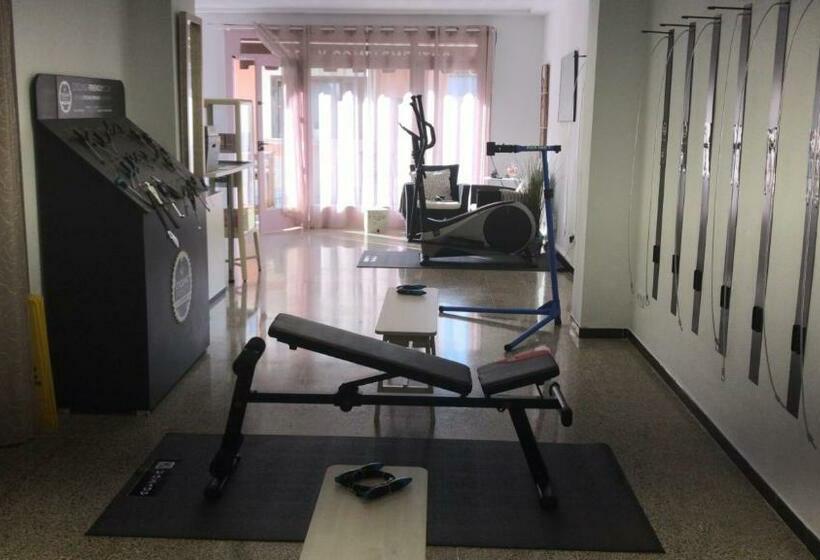 Номер Стандарт с Балконом, Hostal Ca'n Pep