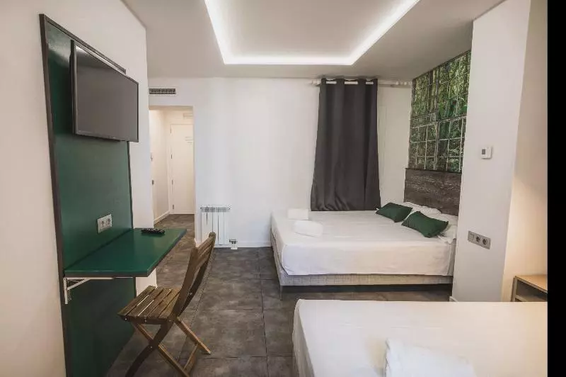 Quarto Quádruplo Standard, Fontanella Green House