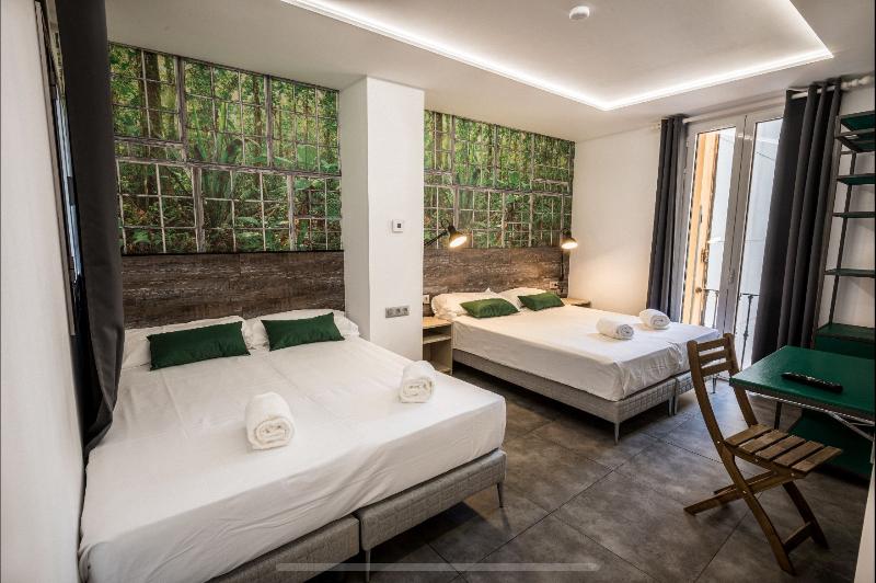 اتاق استاندارد چهار تخته, Fontanella Green House