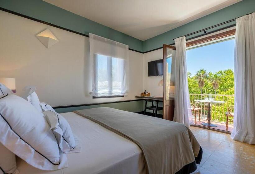 バルコニー付きスタンダードルーム, Hoposa Cultural Boutique