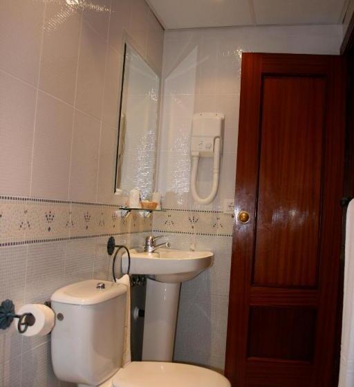 اتاق استاندارد, Hostal La Fuente