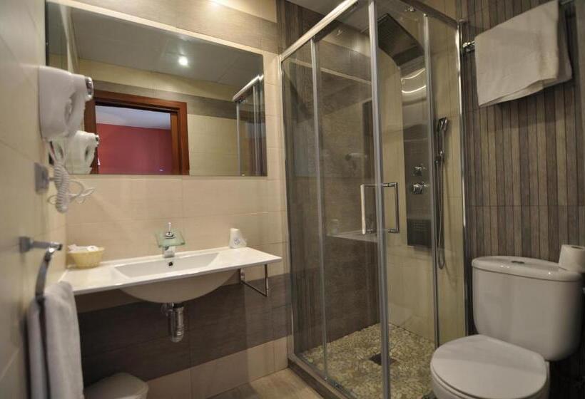 اتاق استاندارد, Hostal La Fuente