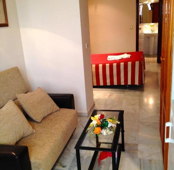 سوییت, Hostal La Fuente