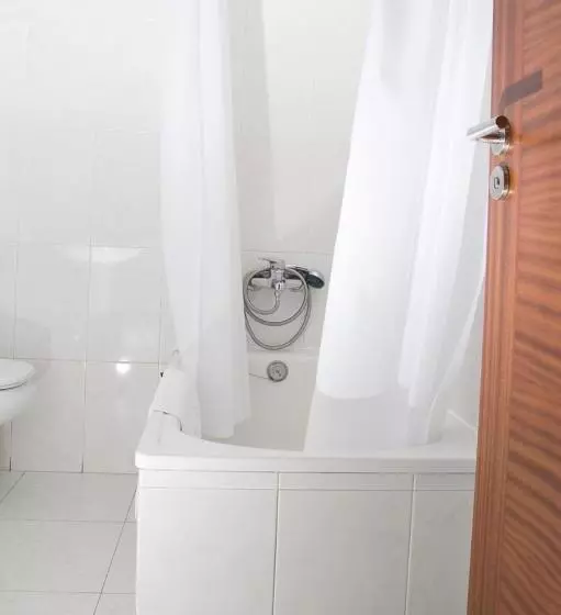 Cameră Standard Individuală, Brisa