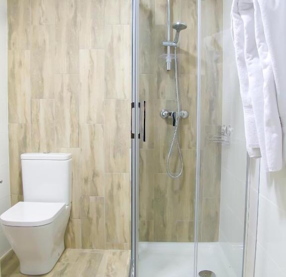 스탠다드 트리플 룸, Hostal La Provinciana