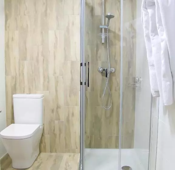 اتاق استاندارد سه نفره, Hostal La Provinciana