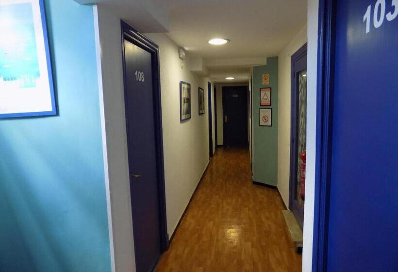 غرفة قياسية فردية حمام مشترك, Hostal Villa Maruja