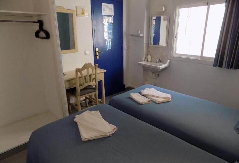 غرفة قياسية حمام مشترك, Hostal Villa Maruja