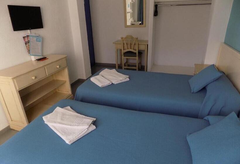 스탠다드 발코니 룸, Hostal Villa Maruja