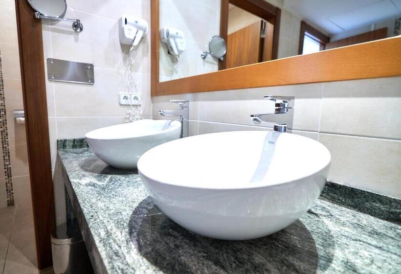 Suite with Terrace, Los Geranios