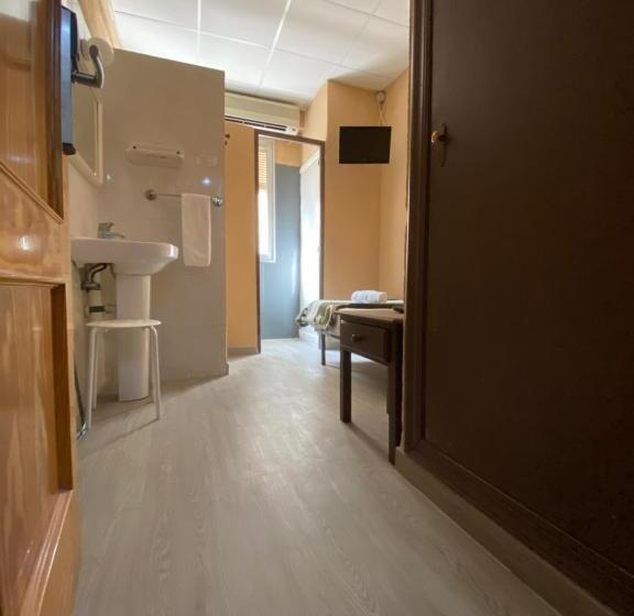 스탠다드 싱글 룸, Làtic Rooms