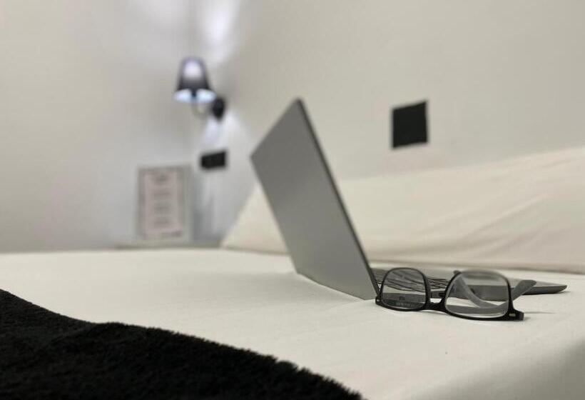 수피리어 룸, Làtic Rooms