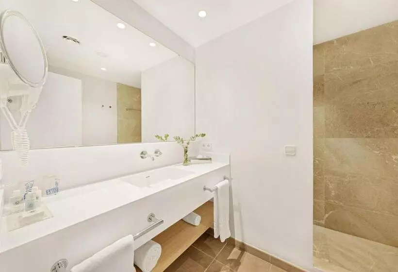 اتاق استاندارد با چشم‌انداز دریا, Villa Chiquita   Adults Only   Over 12