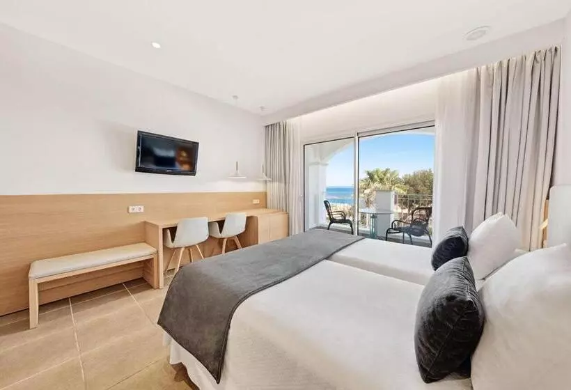 اتاق استاندارد با چشم‌انداز دریا, Villa Chiquita   Adults Only   Over 12