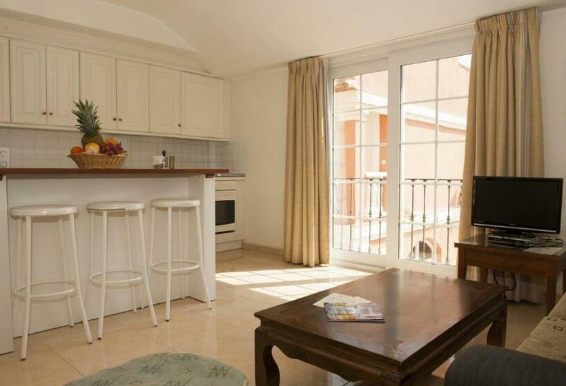 آپارتمان 1 خوابه, Lloyds Beach Club