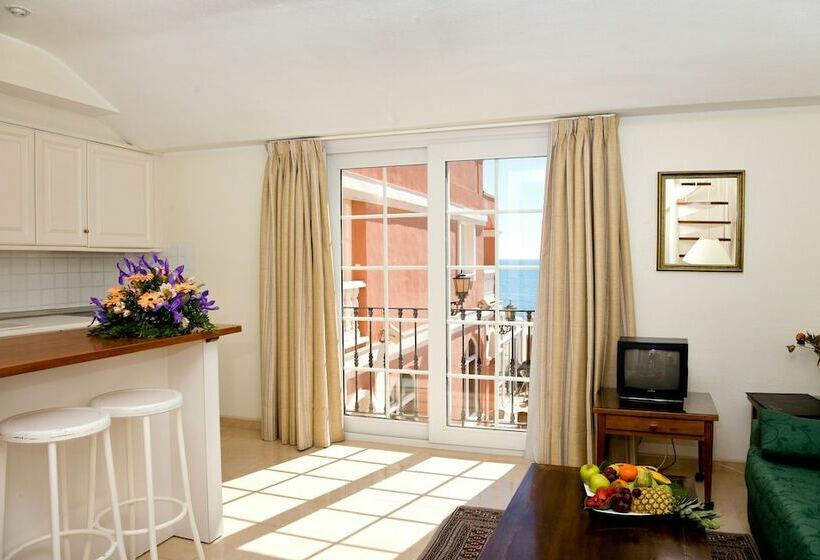 آپارتمان 1 خوابه, Lloyds Beach Club