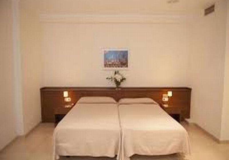 اتاق استاندارد, Lloyds Beach Club