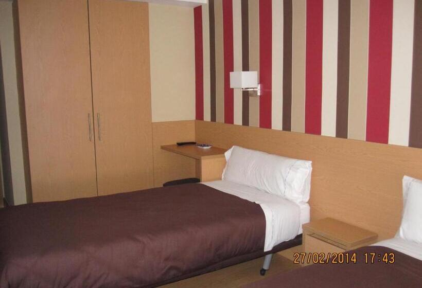 스탠다드 룸, Pensión Ayala