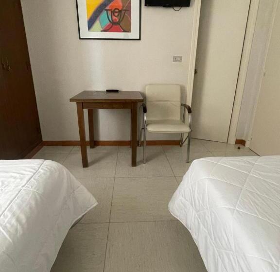 اتاق استاندارد, Hostal Ochoa