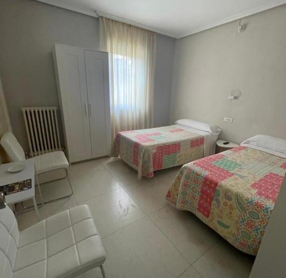 اتاق استاندارد, Hostal Ochoa