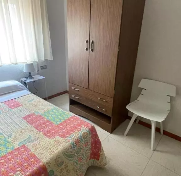 スタンダードシングルルーム, Hostal Ochoa