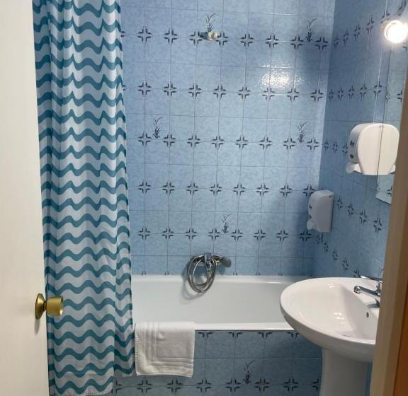 اتاق استاندارد با تخت دوبل, Hostal Ochoa