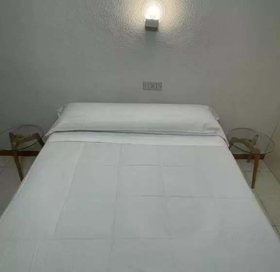 ダブルベッドスタンダードルーム, Hostal Ochoa