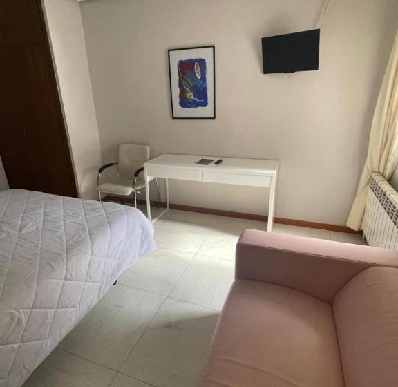 اتاق استاندارد با تخت دوبل, Hostal Ochoa