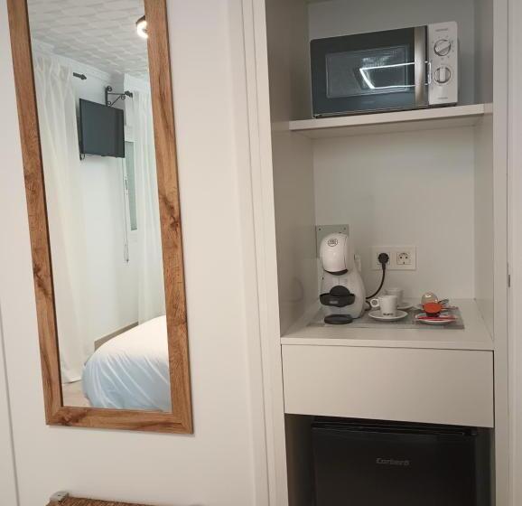 سوییت جونیور لوکس, Pensión Del Sol