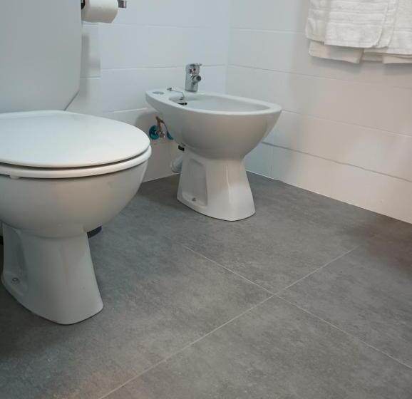 سوییت جونیور لوکس, Pensión Del Sol