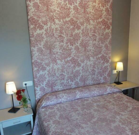 标准间, Fonda Matía