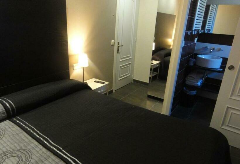 标准间, Fonda Matía