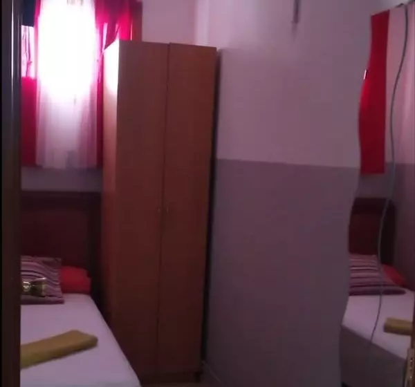 اتاق استاندارد یک تخته با سرویس بهداشتی مشترک, Hostal El Peine