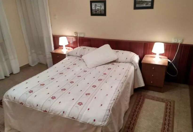 اتاق استاندارد, Hostal Mayo