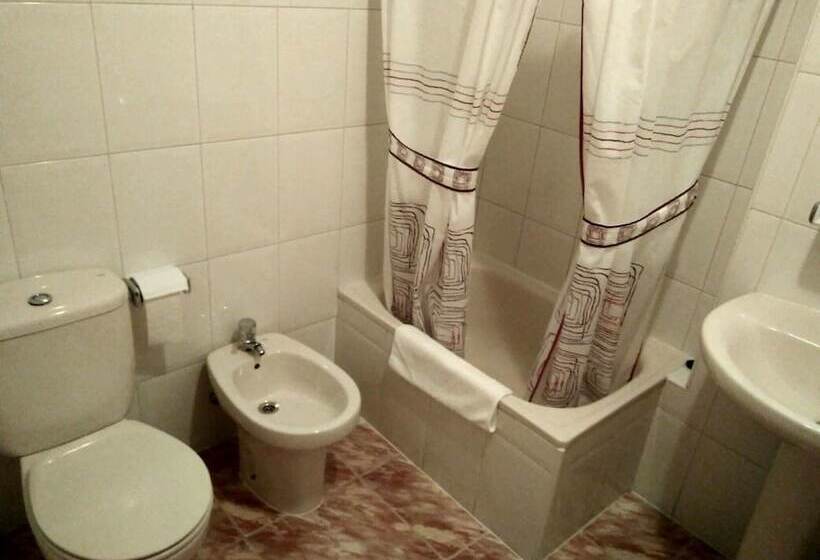 Номер Стандарт Индивидуальный, Hostal Mayo
