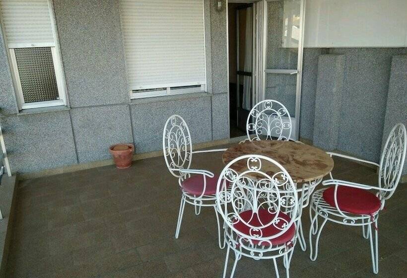 スタンダードルーム, Hostal Mayo