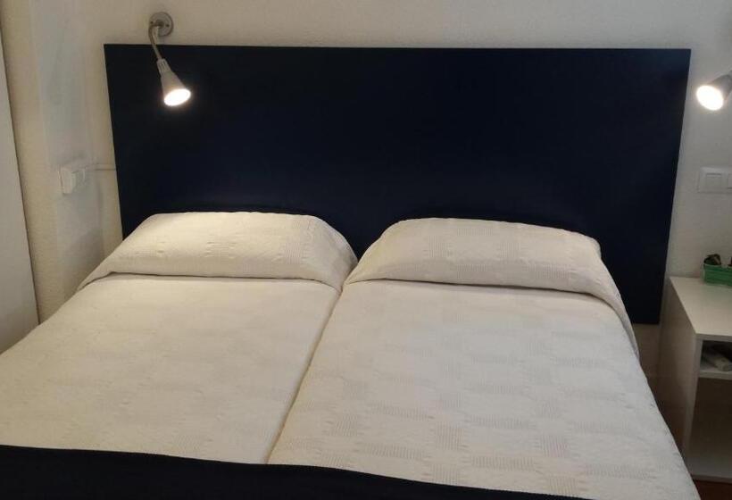 اتاق استاندارد, Hostal Santa Isabel