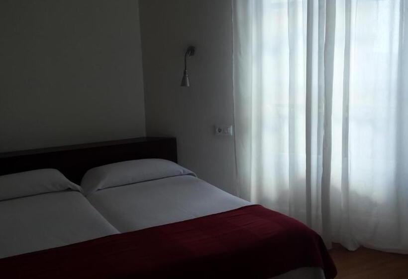 اتاق استاندارد, Hostal Santa Isabel