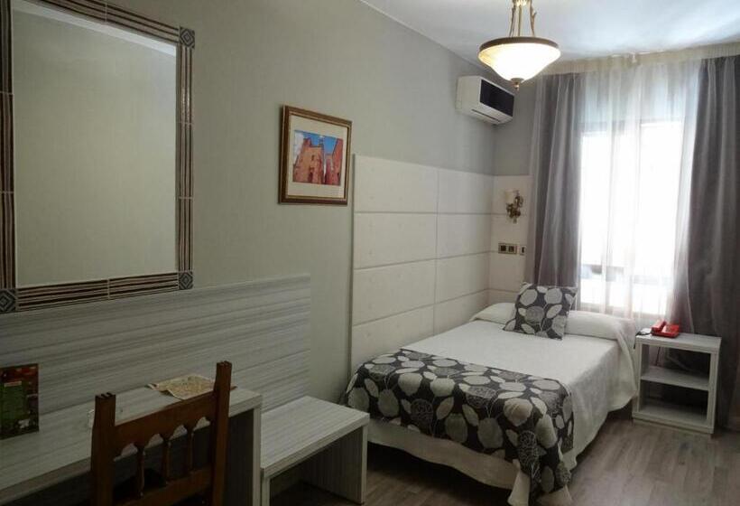 اتاق استاندارد یک نفره, Los Naranjos