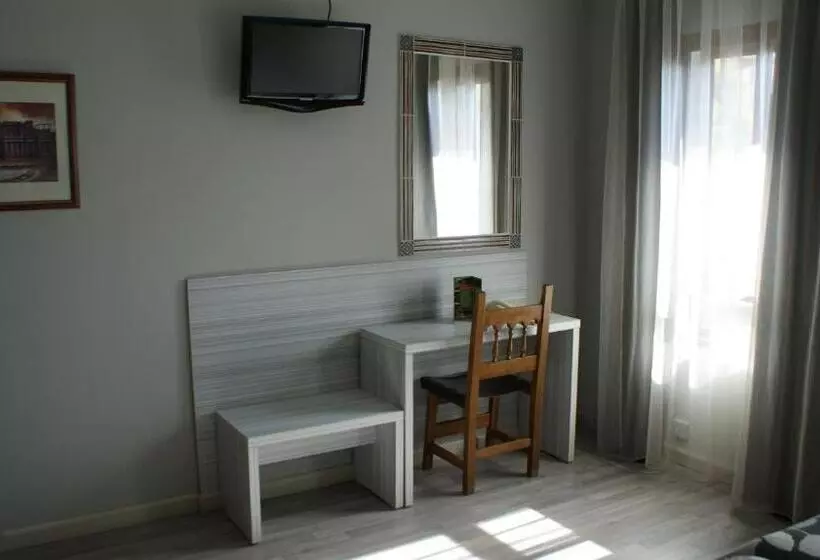 اتاق استاندارد یک نفره, Los Naranjos