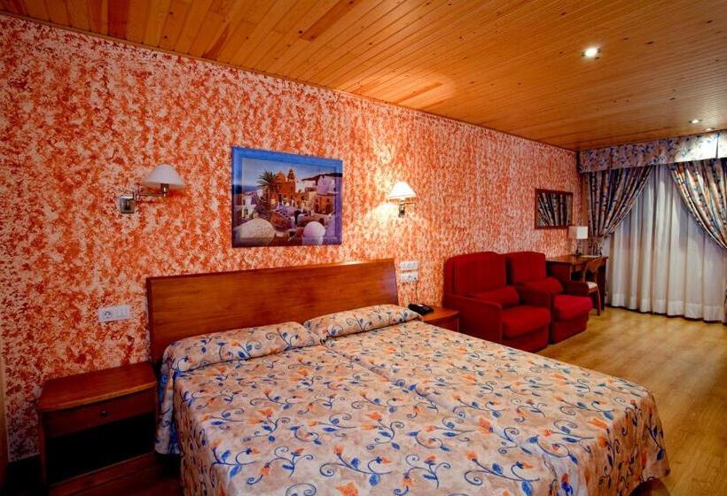 חדר סטנדרט, Montseny