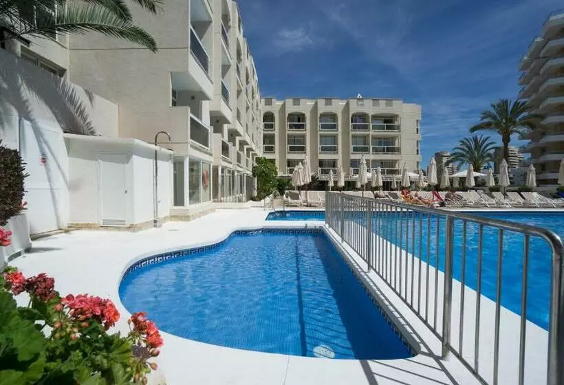 سوییت جونیور با چشم‌انداز استخر, Ms Aguamarina Suites