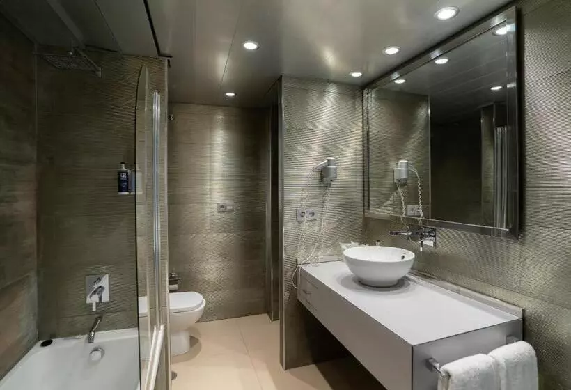 سوئیت 2 خوابه, Ms Aguamarina Suites