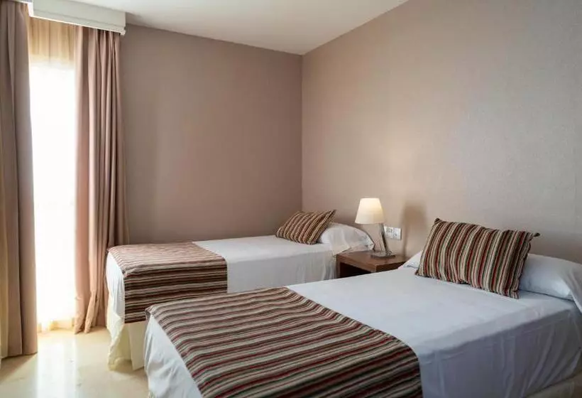 سوئیت 2 خوابه, Ms Aguamarina Suites