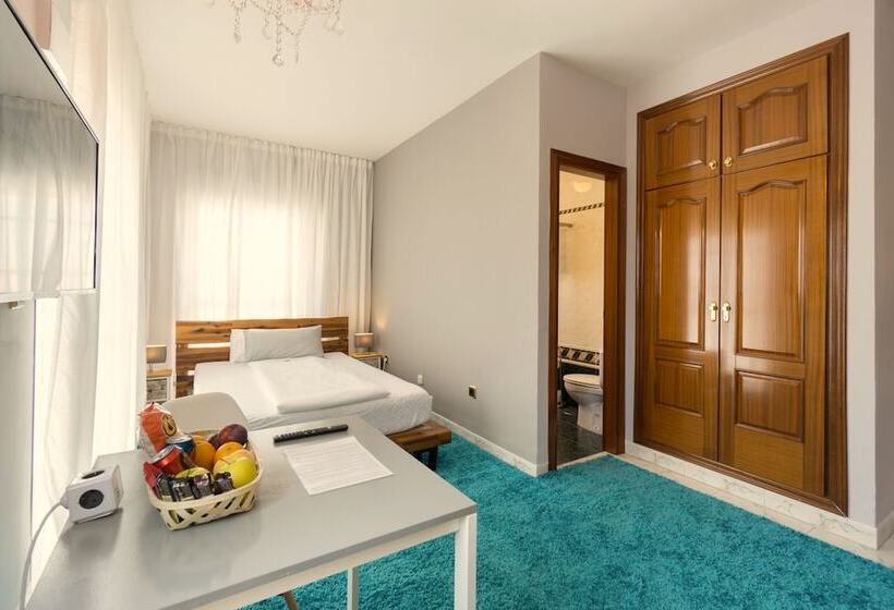 סטודיו סטנדרט נוף לעיר, La Palmera