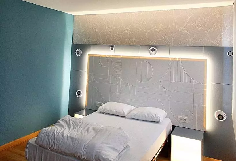 اتاق استاندارد, Mola! Hostel Burgos