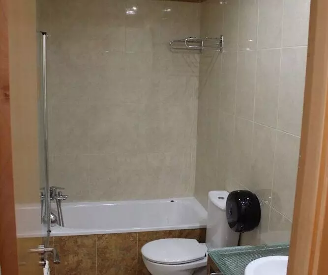 اتاق خانوادگی, Mola! Hostel Burgos