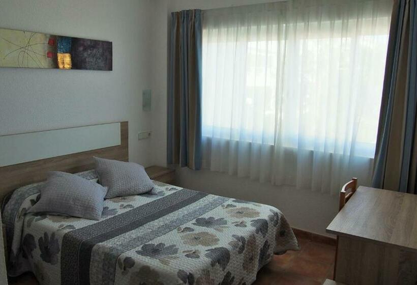 غرفة عائلية, Hostal El Trovador