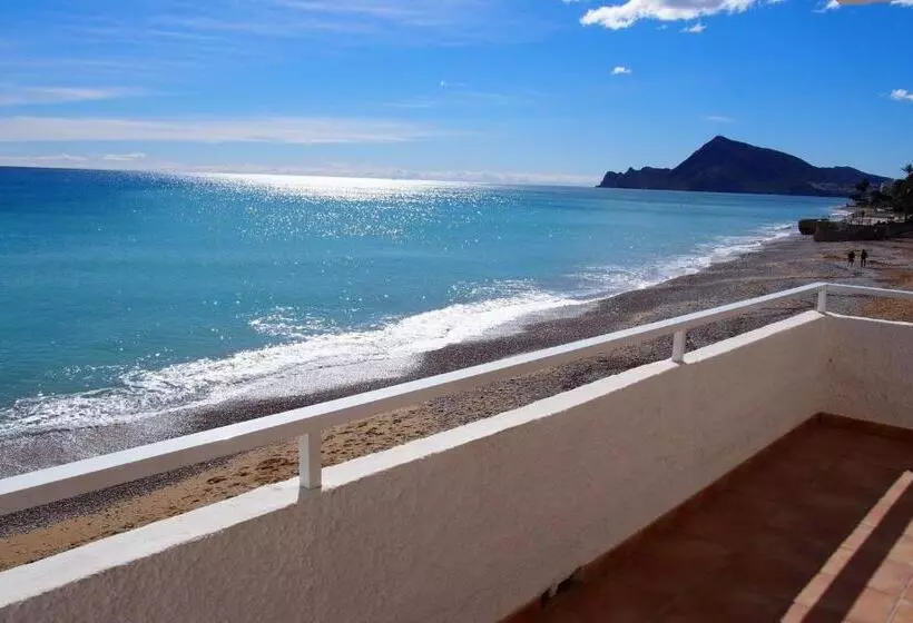 اتاق خانوادگی, Hostal El Trovador