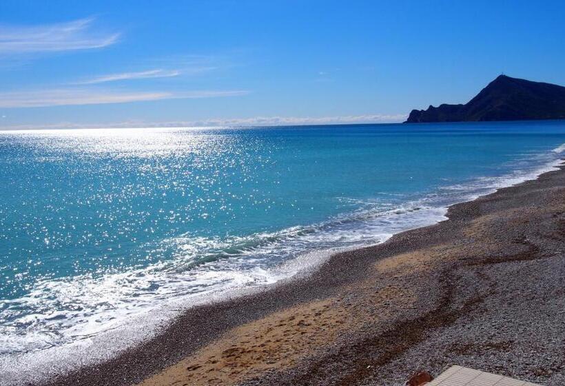 غرفة عائلية, Hostal El Trovador